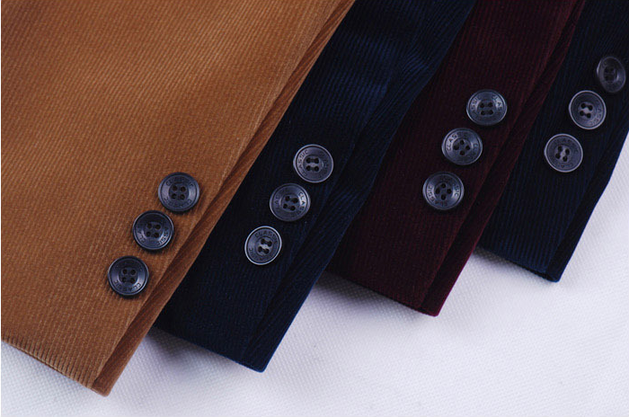Blazer Oxford Edge masculino slim fit em algodão, com bolsos contrastantes e botão único. Perfeito para looks smart-casual nas meia estações.