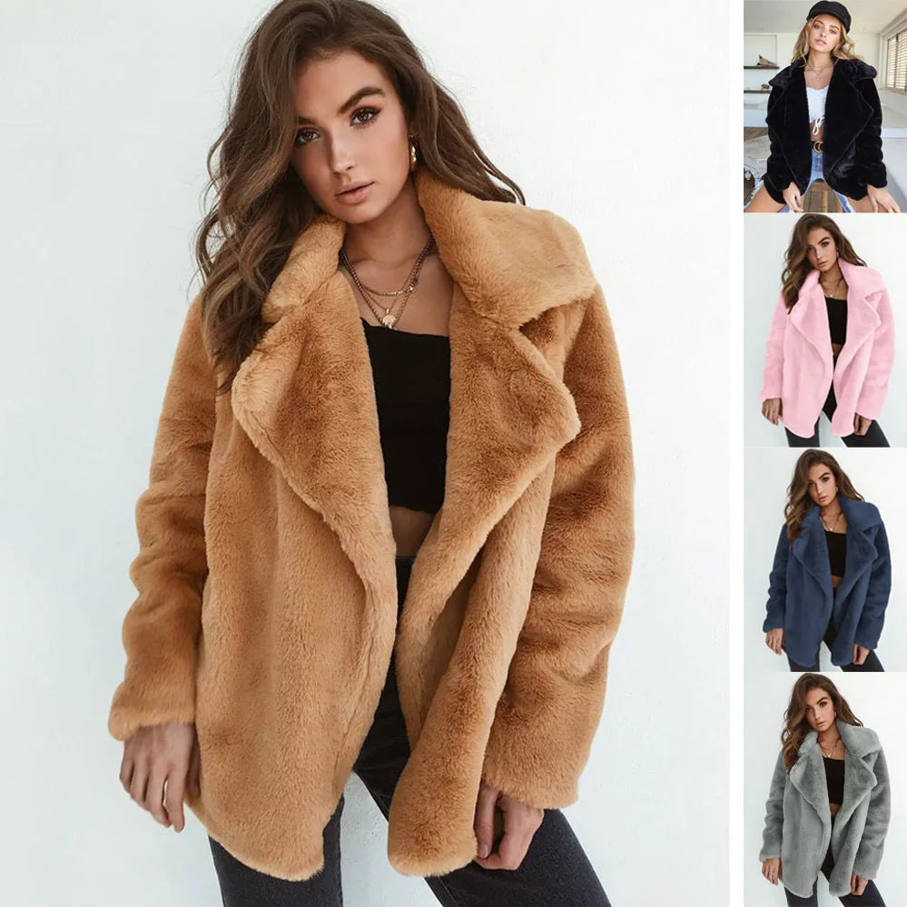 Casaco Teddy de Lapela Chic