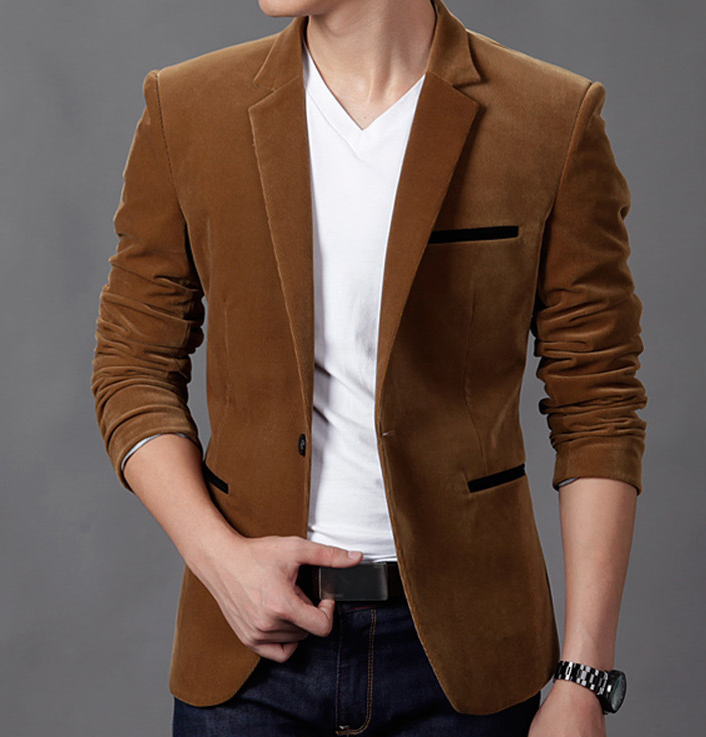 Blazer Oxford Edge masculino slim fit em algodão, com bolsos contrastantes e botão único. Perfeito para looks smart-casual nas meia estações.

